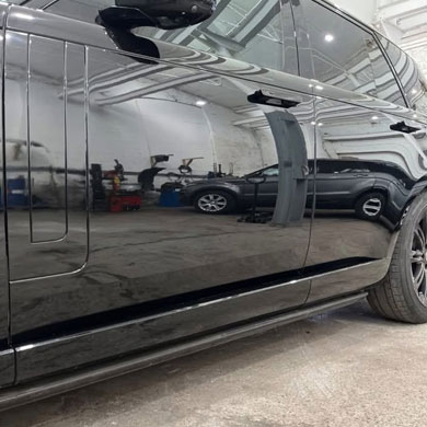 Range Rover full side repair and paint